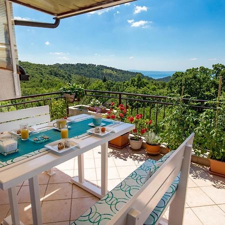 Apartment Magda With A Parking Space And Sea View غييكا المظهر الخارجي الصورة