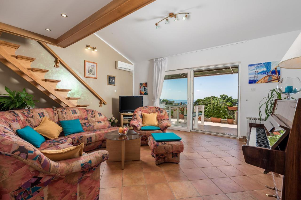 Apartment Magda With A Parking Space And Sea View غييكا المظهر الخارجي الصورة