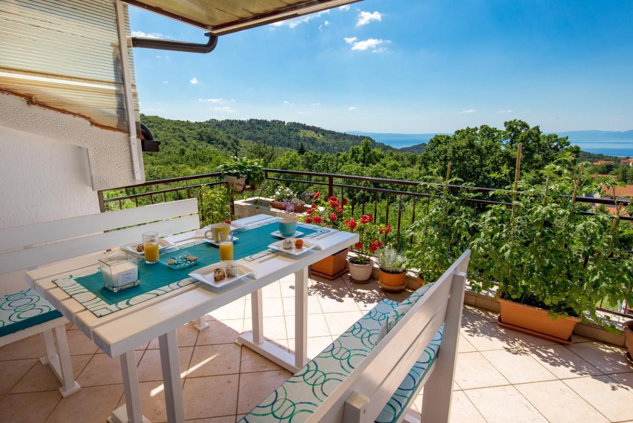 Apartment Magda With A Parking Space And Sea View غييكا المظهر الخارجي الصورة