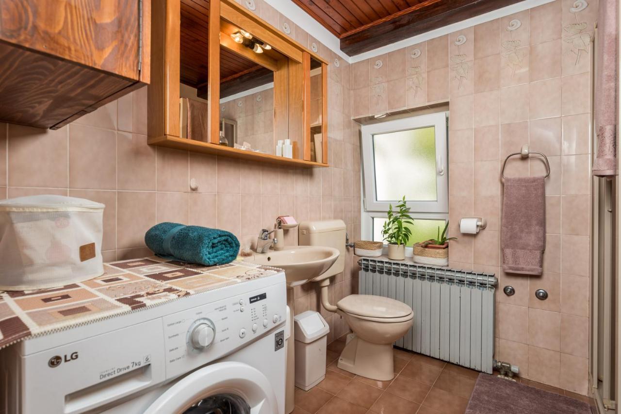 Apartment Magda With A Parking Space And Sea View غييكا المظهر الخارجي الصورة